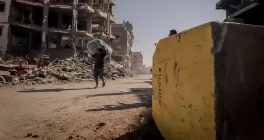 صحيفة عبرية: نتنياهو يعترف بقضم 60% من مساحة قطاع غزة وخرق اتفاق الهدنة