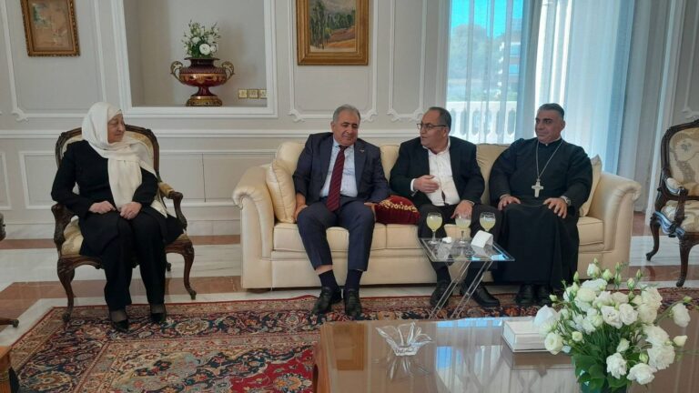 السفير الاسعد يلتقي السيدة بهية الحريري