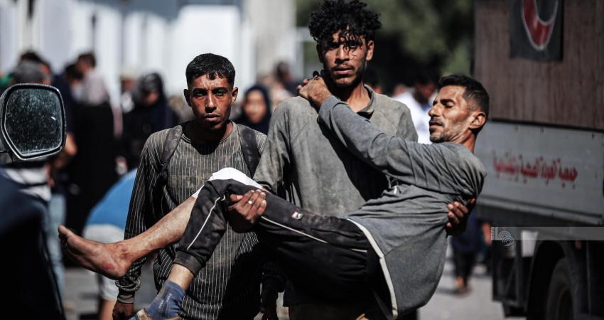 إصابات جراء قصف مسيّرة للاحتلال وسط قطاع غزة