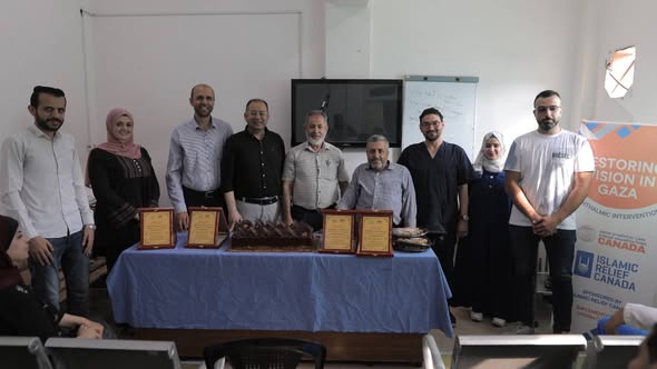 مستشفى العيون يكرّم الأطباء الحاصلين على شهادة الاختصاص في طب وجراحة العيون