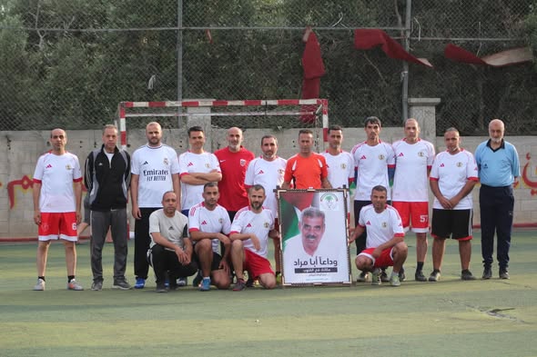 الإعلاميين الرياضيين و قدامى اتحاد دير البلح يحيون ذكرى حكيم الرياضة الفلسطينية