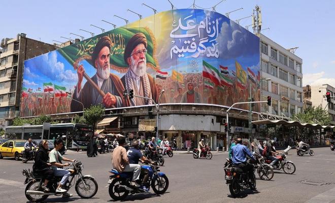 تقارير: ترامب يعرض امتيازات على إيران لمنع مهاجمة إسرائيل