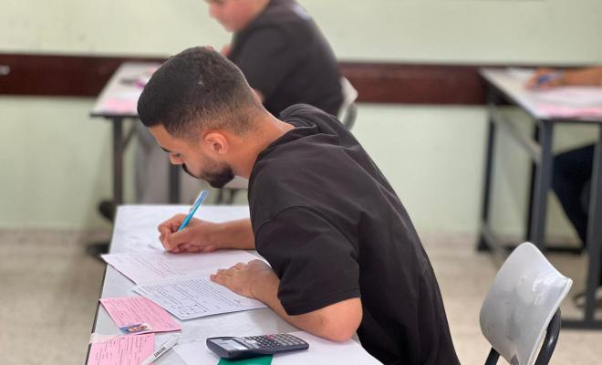 التعليم تعلن مواعيد عقد امتحان تجريبي لطلبة الثانوية العامة بغزة