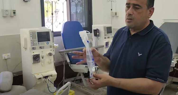 مادة بأقل من “دولار واحد” يحظرها الاحتلال تهدد حياة 650 مريض كلى في غزة