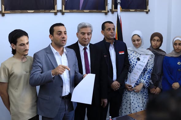 ابو الحصين يشارك في مؤتمرا صحفيا لاعلان نتائج امتحانات شهادات الثانوية الزهرية بغزة