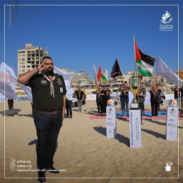 جمعية الكشافة الفلسطينية تشارك في افتتاح بطولة كرة القدم الشاطئية السابعة بمدينة غزة