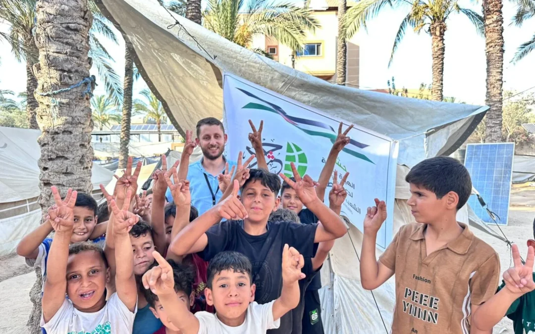 الهيئة الدولية “حشد” تنفذ نشاطًا ترفيهيًا داعمًا للأطفال في مدينة دير البلح