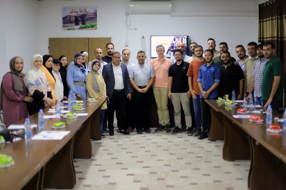 الغرفة التجارية الصناعية بغزة تختتم برنامجاً تدريبياً حول مرونة الأعمال لتعزيز صمود القطاع الخاص