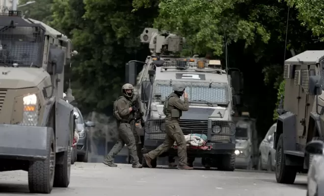 طعن مستوطن وإطلاق النار على فلسطينيين في بيت فوريك شرق نابلس