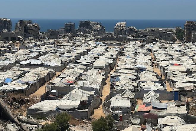 «غزة الجديدة» بلا أونروا؟ مجلس السلام يفتح معركة سياسية على ذاكرة اللاجئين وشريان الإغاثة