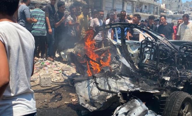 14 إصابة بينهم 2 خطيرة جراء استهداف إسرائيلي لمركبة وسط مدينة غزة
