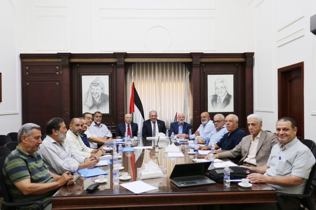 اللجنة الفنية المنبثقة عن اللجنة التحضيرية للمجلس الوطني الفلسطيني في لبنان تعقد اجتماعها في سفارة دولة فلسطين في بيروت  بيروت 7-8-2026