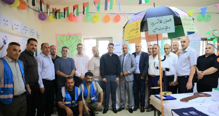 “التربية” والهيئة المستقلة لحقوق الإنسان تختتمان المخيمات الصيفية الحقوقية
