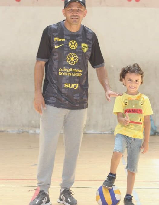 انتقد إهمال ملف الجرحى وقطع راتب عائلة الشهيد “العبيد”.. إبراهيم العمور يدعو لمقاطعة النشاط الرياضي: “لا نريد بطولات بل نريد حقوقنا”
