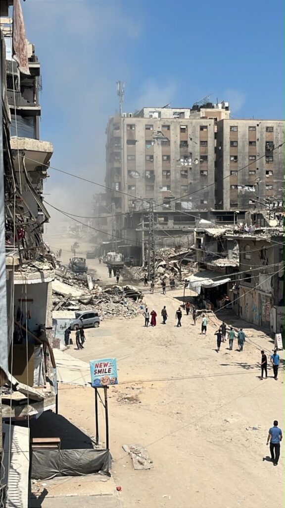 بحرية الاحتلال تطلق نار ببحر غزة والمدفعية تقصف بخان يونس وبيت لاهيا