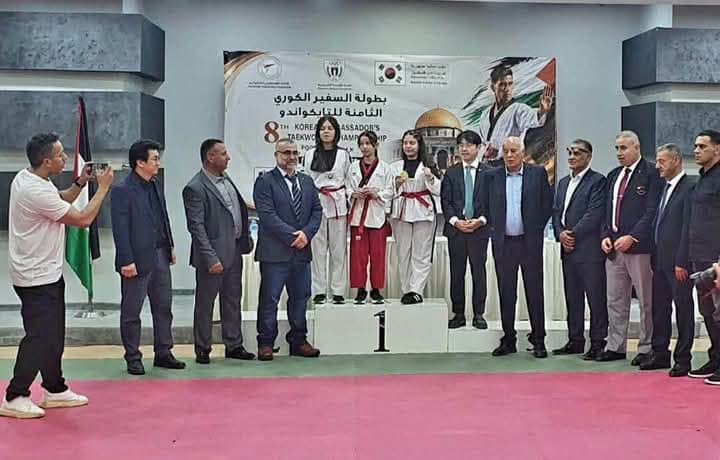 بمشاركة واسعة وبالتزامن بين المحافظات الشمالية والجنوبية  بطولة السفير الكوري الثامنة للتايكواندو تحقق نجاحا مميزا