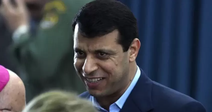 توقعات إسرائيلية بعودة دحلان إلى واجهة المشهد الغزي