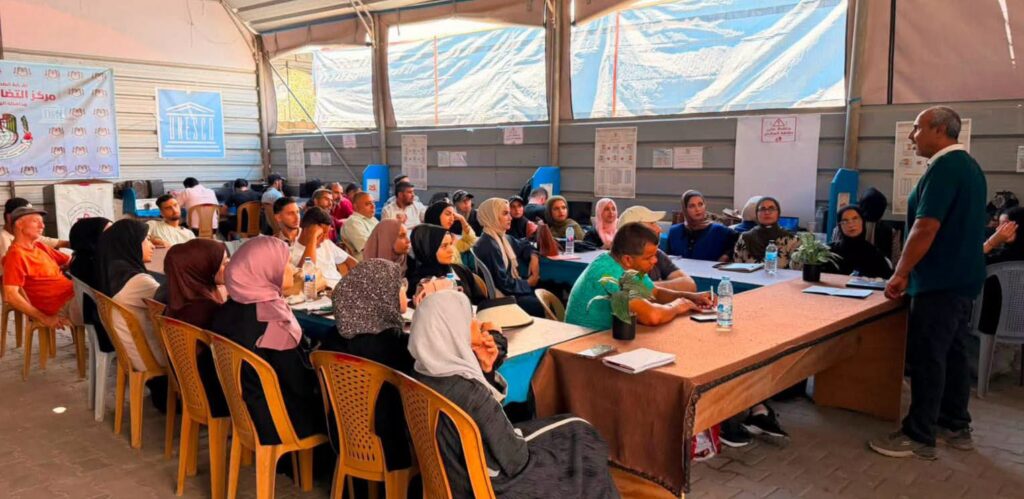 نقابة الصحفيين الفلسطينيين تختتم دورة بعنوان «صناعة الفيلم الوثائقي» في دير البلح