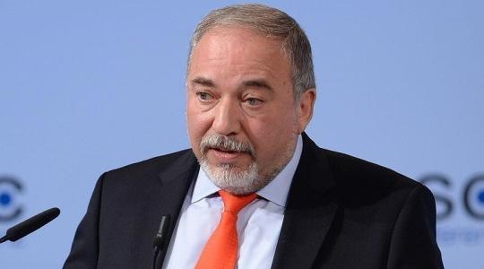 ماذا قال ليبرمان بشأن تقارير إعادة إعمار غزة؟