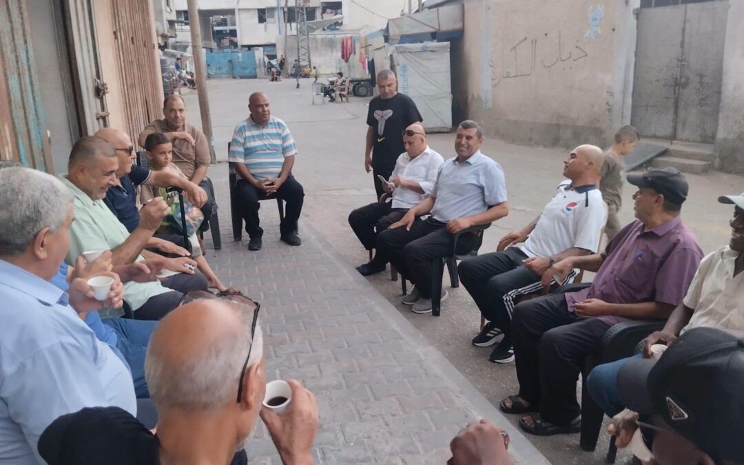 ملتقى “نجوم الزمن الجميل” بالنصيرات يزور خدمات دير البلح والكابتن جلال موسى