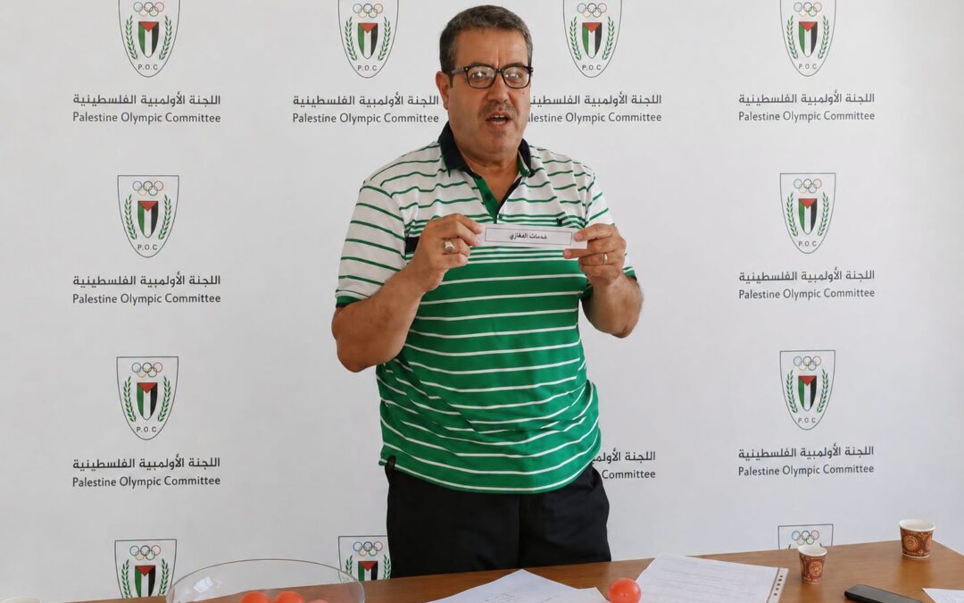د. المجدلاوي يطمئن على صحة الأستاذ عبد الرحيم مهنا بمشفى دار الشفاء بغزة.
