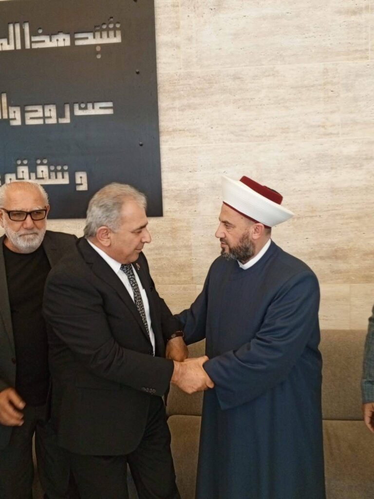 السفير الأسعد يعزي مفتي زحلة والبقاع سماحة الشيخ الدكتور علي الغزاوي بوفاة والده
