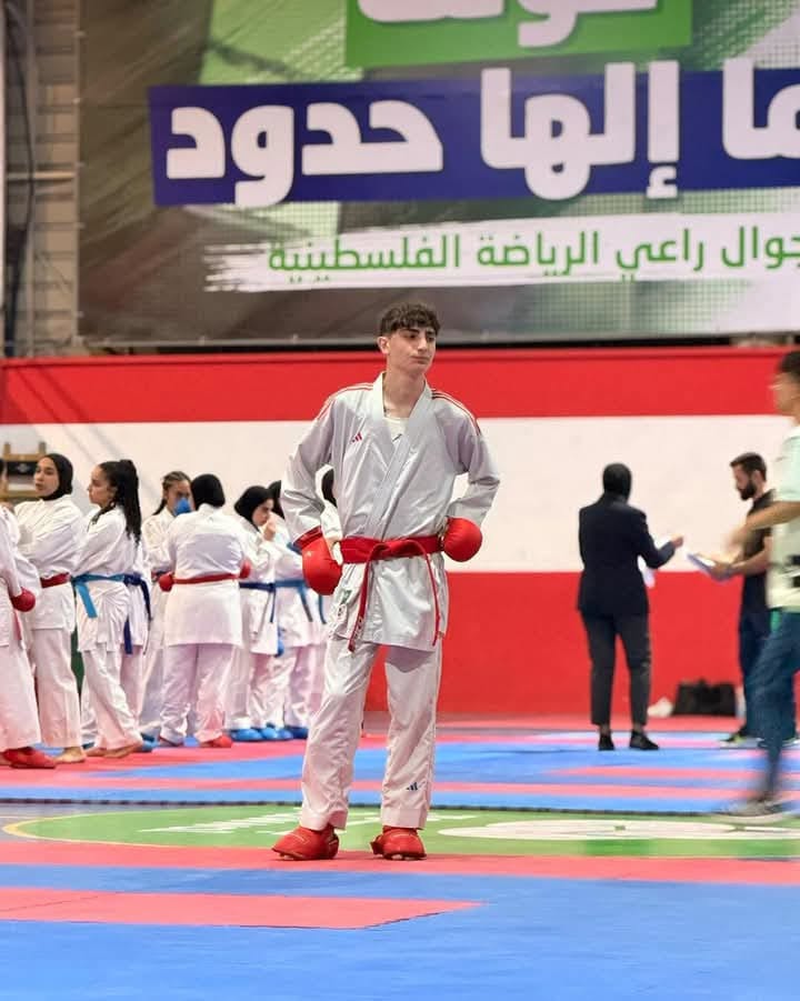 أسيد وردة يضمن الميدالية البرونزية في بطولة آسيا للكاراتيه