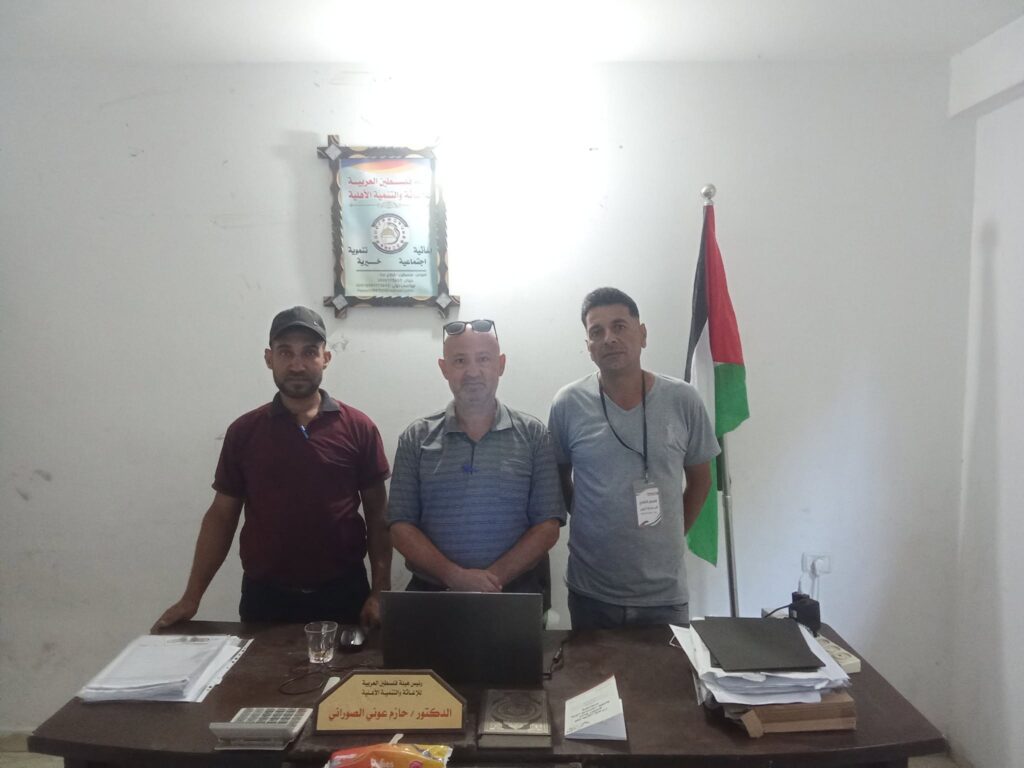 هيئة فلسطين العربية للإغاثة والتنمية الأهلية تستقبل وفدًا من مخيم الكفاح