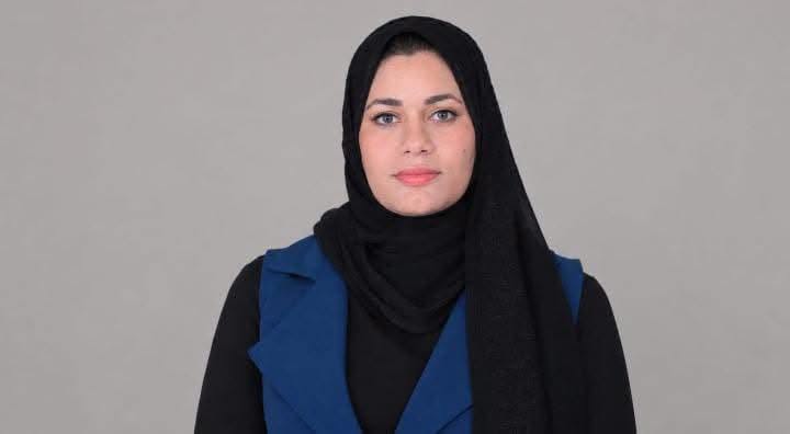 الخريجة أ. هيا المصري من كلية القانون بجامعة الإسراء تحصد المركز الأول في امتحان مزاولة مهنة المحاماة