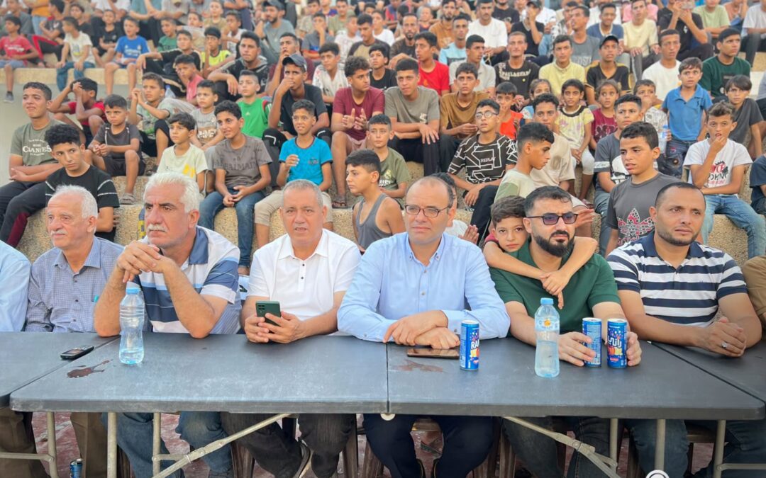 رئيس بلدية المغازي وأعضاء المجلس البلدي يشاركون في نهائي بطولة “الوفاء” لكرة السلة