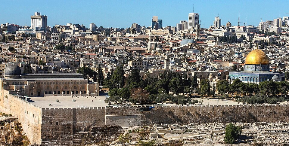 انتشـار أمـني في أحـياء القـدس الشـرقية بعد حـادثة الطـعن