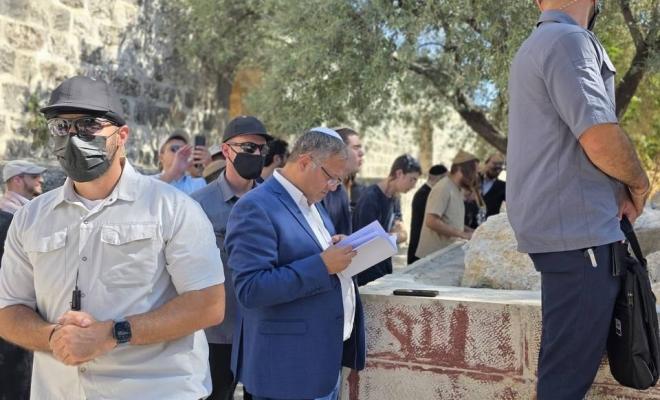 بن غفير يقتحم المسجد الأقصى بحماية قوات الاحتلال والأوقاف تستنكر
