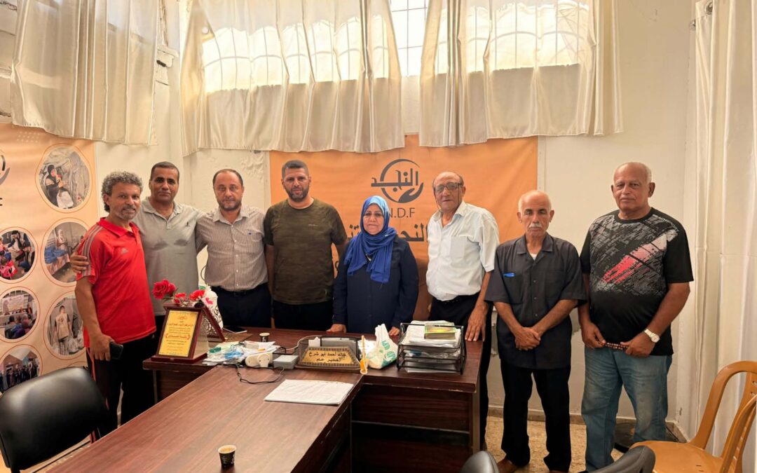 وفد الجمعية الفلسطينية لقدامى الرياضيين وملتقى النجد التنموي يعززان التعاون والشراكة بينهما
