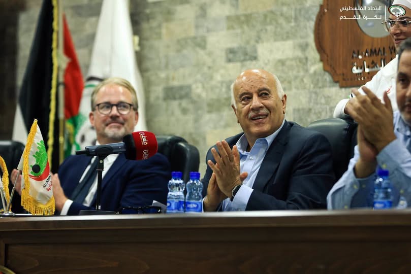 افتتاح دورة تدريب كرة القدم للفتيات لفئة البراعم في مدينة الأمل الشبابية