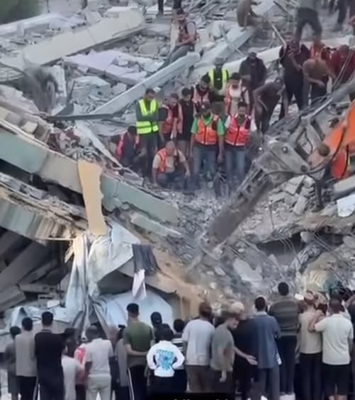 الدفاع المدني بعزة : 2000 مبنى ماهول مهدد بالانهيار والسقوط