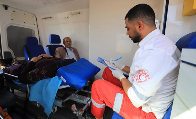 مغادرة 45 مريضًا غزة للعلاج و20 ألفًا على قوائم الانتظار