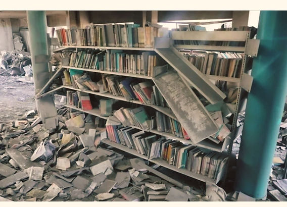 حين يصبح الكتاب هدفًا: فلسطين التي يُراد لذاكرتها أن تصمت
