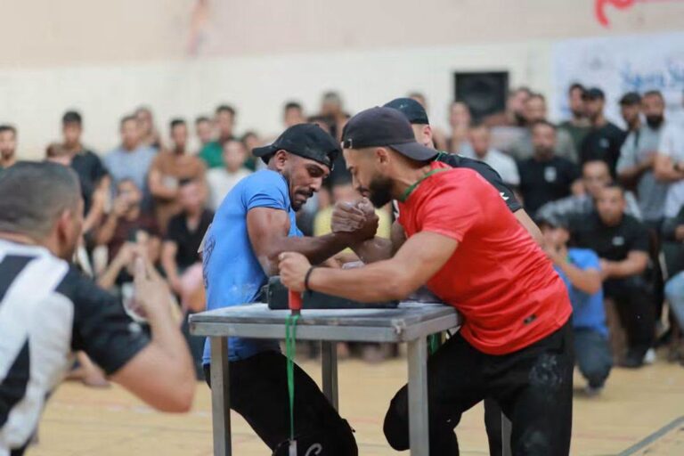 شهدت حضوراً جماهيرياً طاغيا  اتحاد مصارعة الذراعين ينظم فعالية”تحدي” بغزة